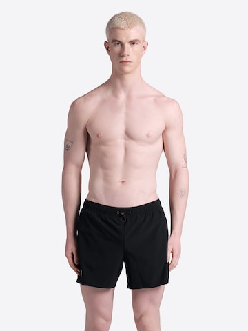Pantaloncini da bagno 'EVO' di ARENA in nero: frontale