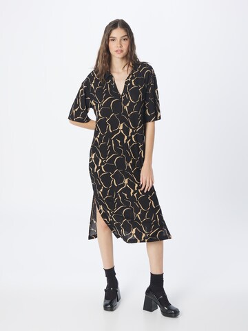 Monki Dress in Black: front