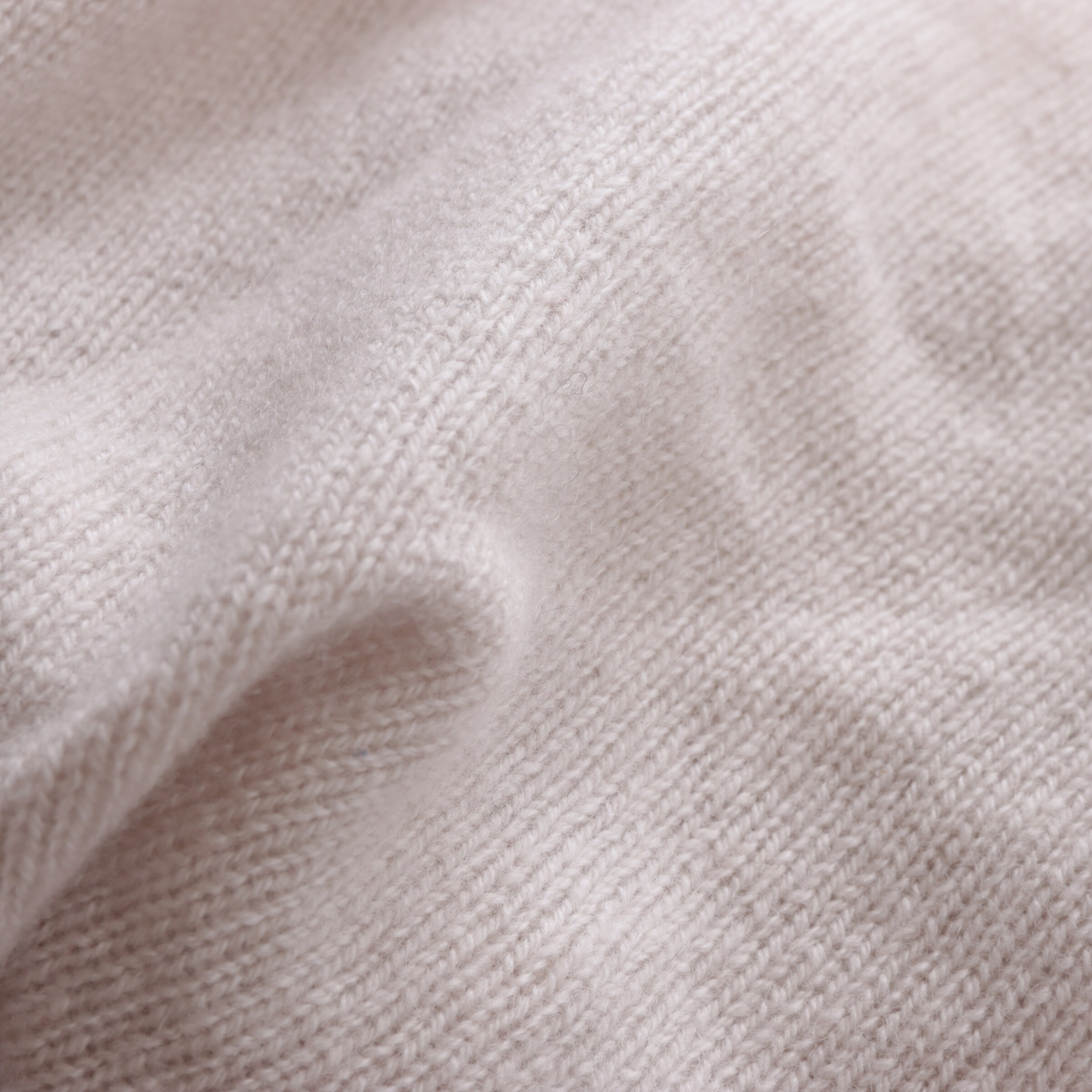 Allude Sweater & Cardigan in M in Pink