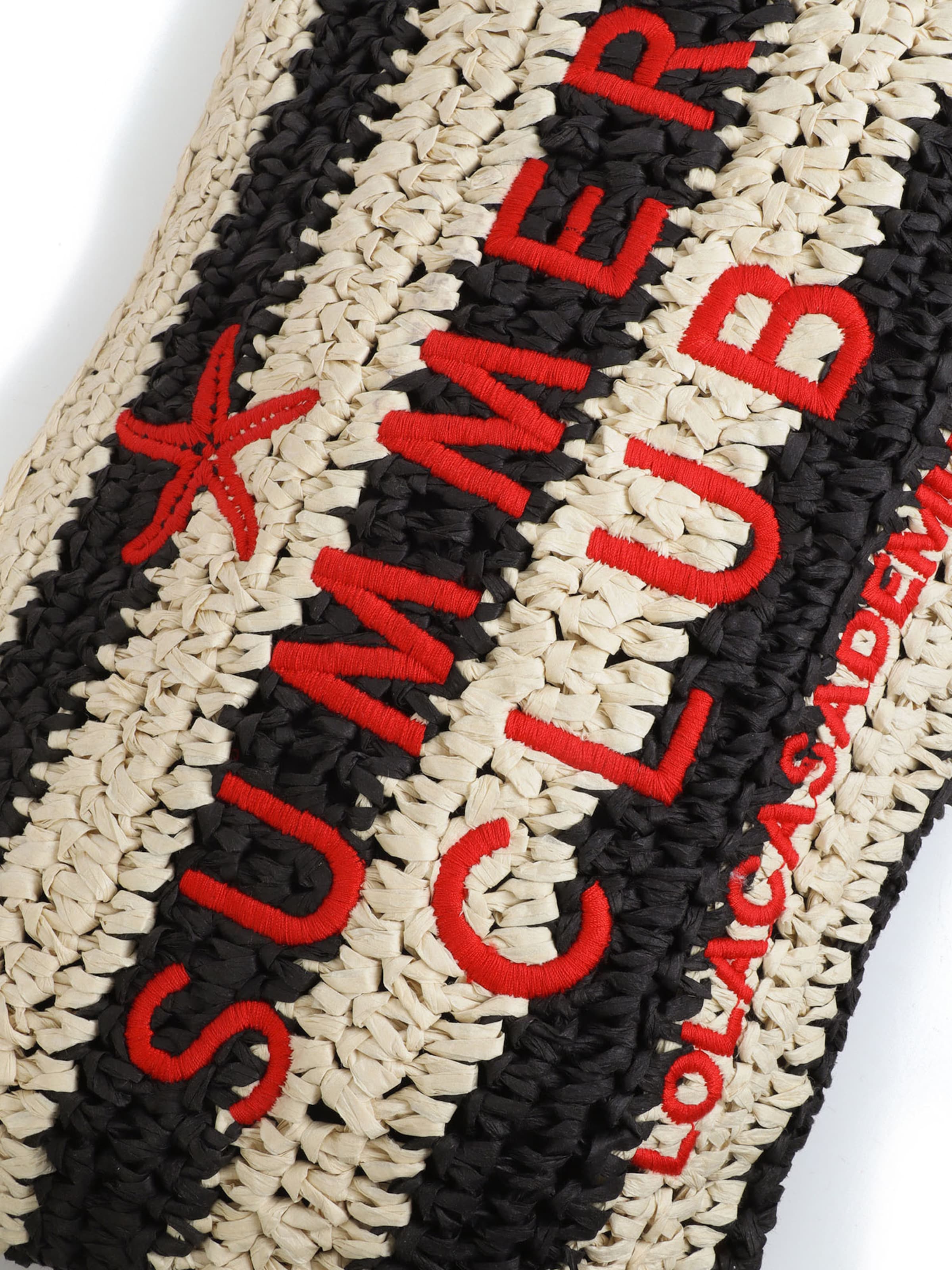 Lola Casademunt Pikkulaukku värissä musta