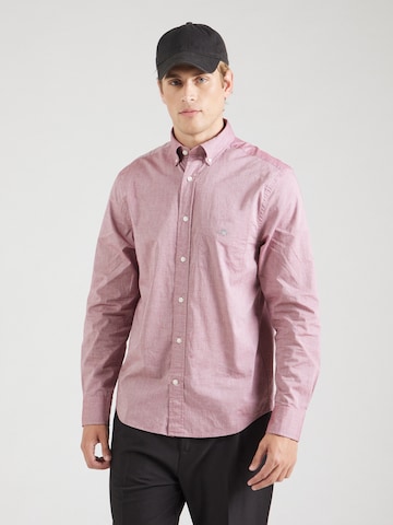 Coupe regular Chemise GANT en rouge : devant