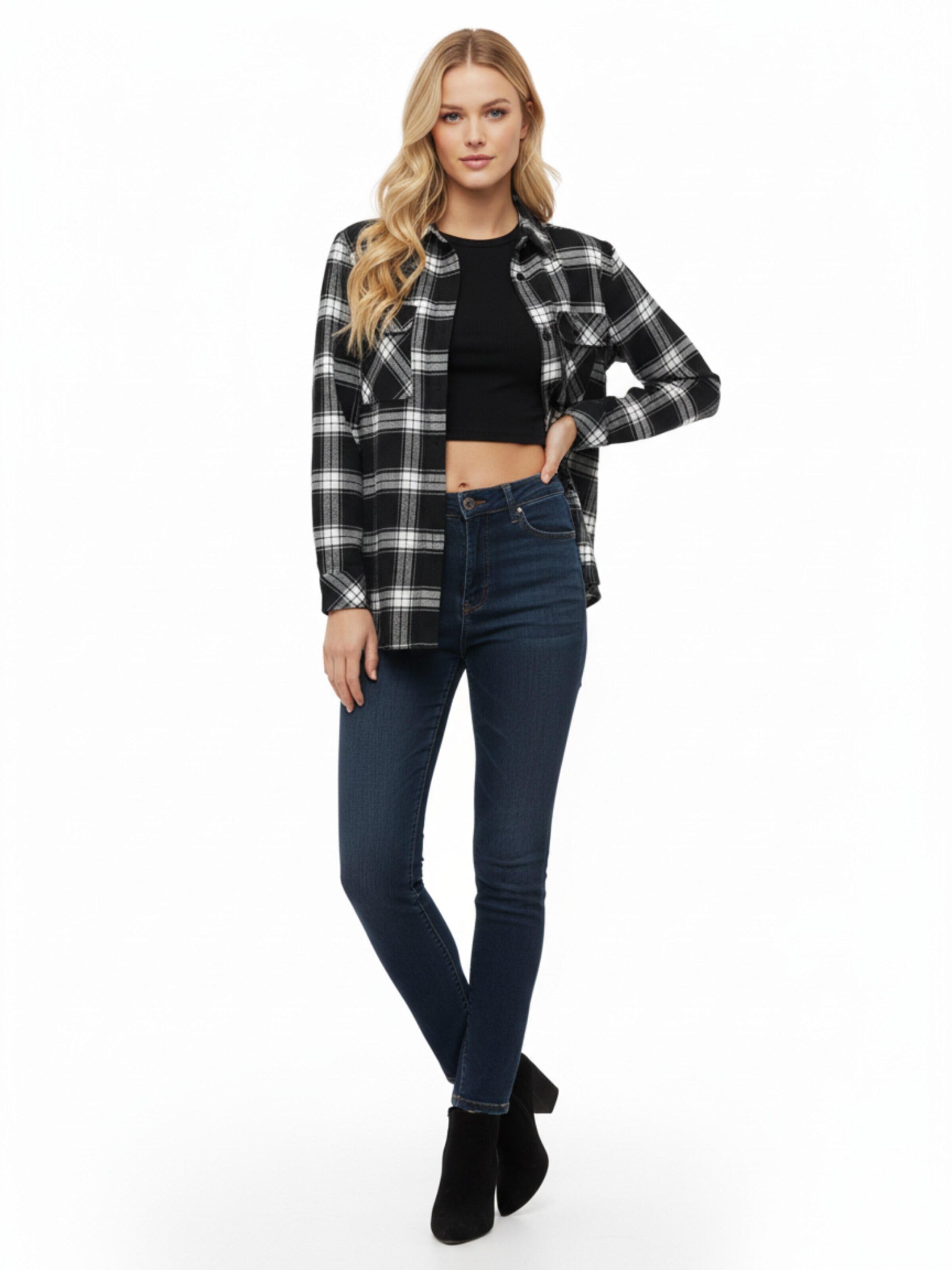 Radwa Blouse 'Radwa Women’s Plaid Flannel' in Zwart