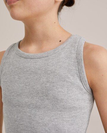 WE Fashion Футболка в Серый
