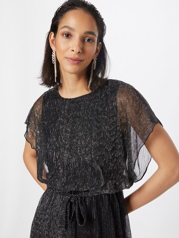 Rochie de cocktail 'Mela' de la Mela London pe negru