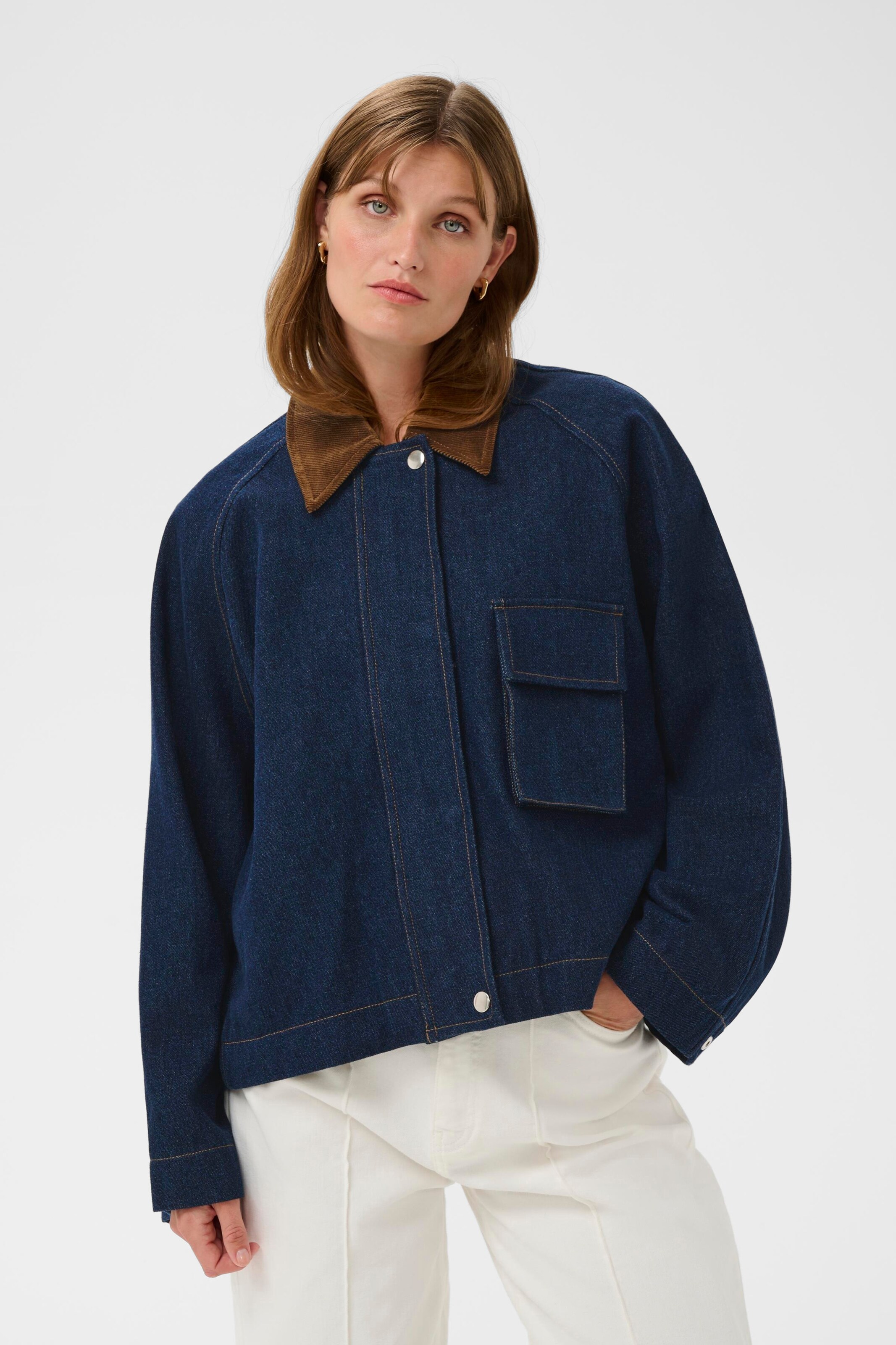 Veste mi-saison 'SLJannine' SOAKED IN LUXURY en bleu : devant