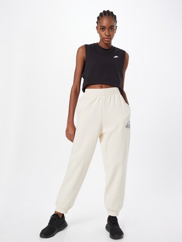 Tapered Pantaloni sportivi di ADIDAS SPORTSWEAR in bianco