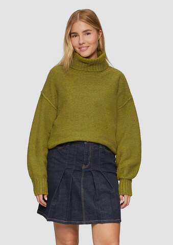 s.Oliver Pullover in Grün: Vorderseite