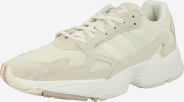 ADIDAS ORIGINALS Sneaker 'Falcon' in Beige: predná strana