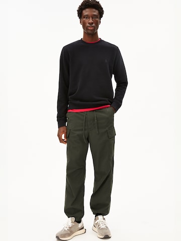 ARMEDANGELS Sweatshirt 'Baaro' in Zwart