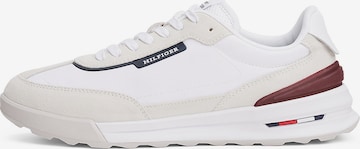 TOMMY HILFIGER Platform trainers 'Classic' in White: front