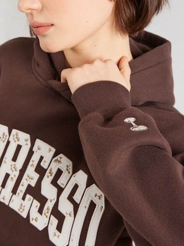 Abercrombie & Fitch Tréning póló - barna