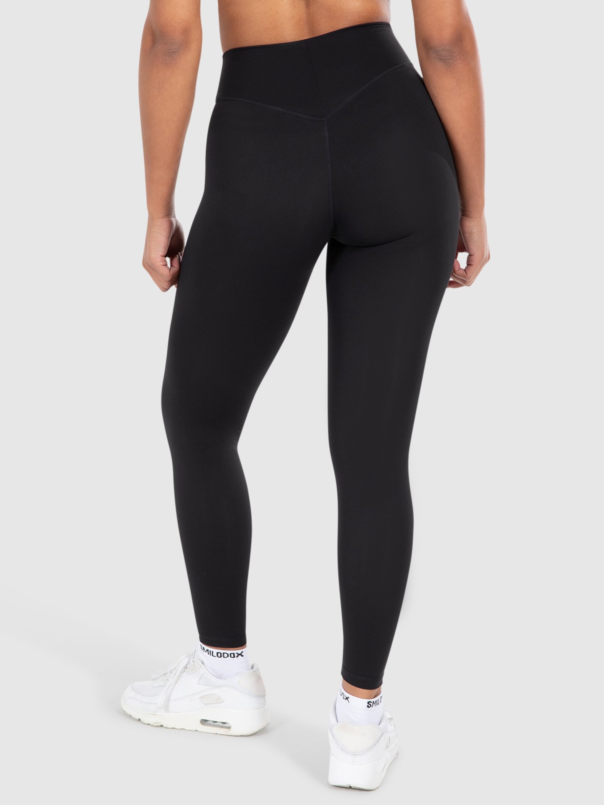 Coupe slim Leggings Smilodox en noir