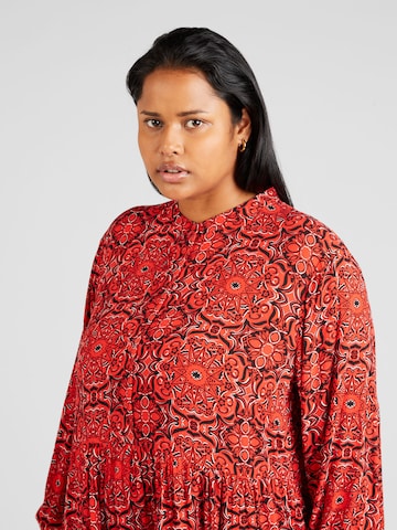 Robe 'Groa' ONLY Carmakoma en rouge