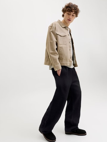 JACK & JONES - Pierna ancha Pantalón en negro
