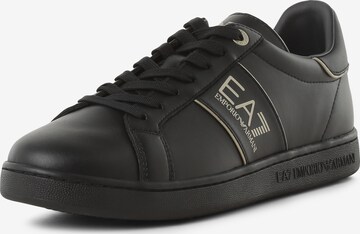 Sneaker bassa di EA7 Emporio Armani in nero: frontale