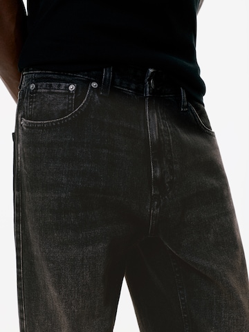 Pull&Bear Loosefit Farmer - fekete