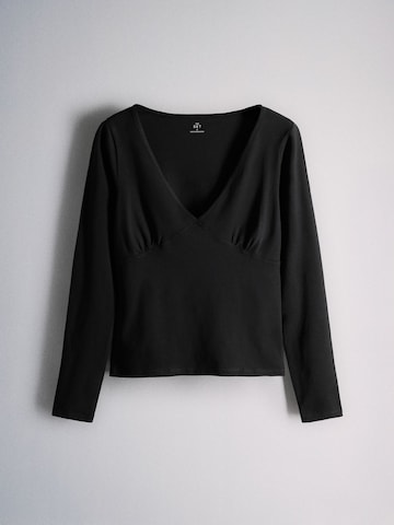 The Set Shirt in Brown