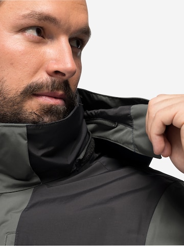 JACK WOLFSKIN Outdoorjacke 'JASPER' in Grün