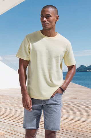 JOHN DEVIN T-Shirt in Gelb