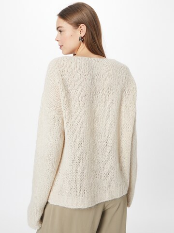 ZABAIONE Sweater 'Vera' in Beige