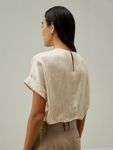 Lilysilk Blouse 'Top aus Birnensatin-Seide' in Beige
