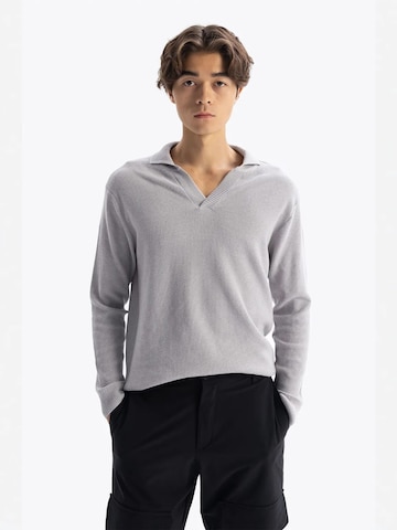 Giesto Pullover in Grau: Vorderseite