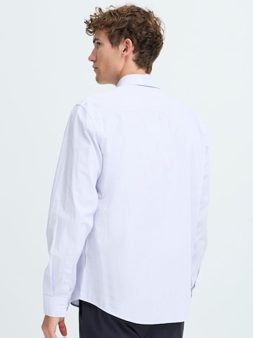 Coupe regular Chemise ' CFBJØRN ' Casual Friday en blanc