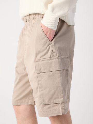 Calvin Klein Jeans Regularen Kargo hlače | rjava barva