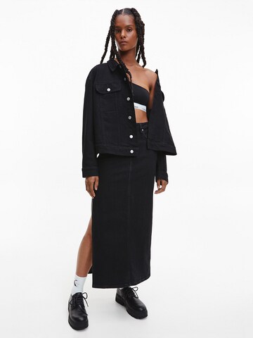 Calvin Klein Jeans Curve Övergångsjacka i svart