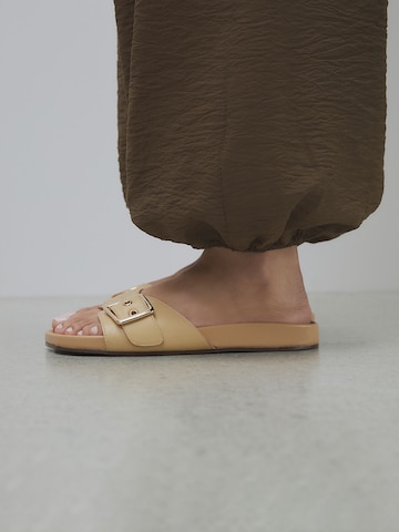 Sandales 'N. Premium' Next en jaune