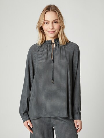 Guido Maria Kretschmer Women Blouse 'Majella' in Grijs: voorkant