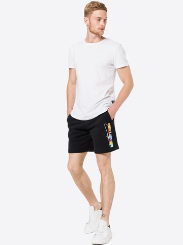 HOLLISTER Regular Shorts in Schwarz