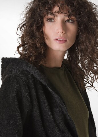Veste de survêtement DEHA en noir