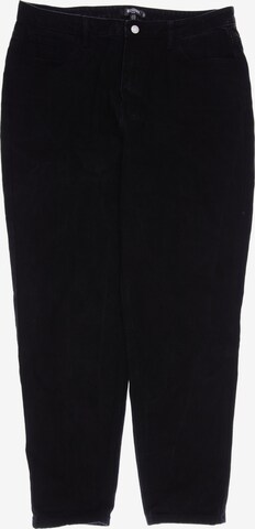Missguided Plus Jeans in 34 in Black: front