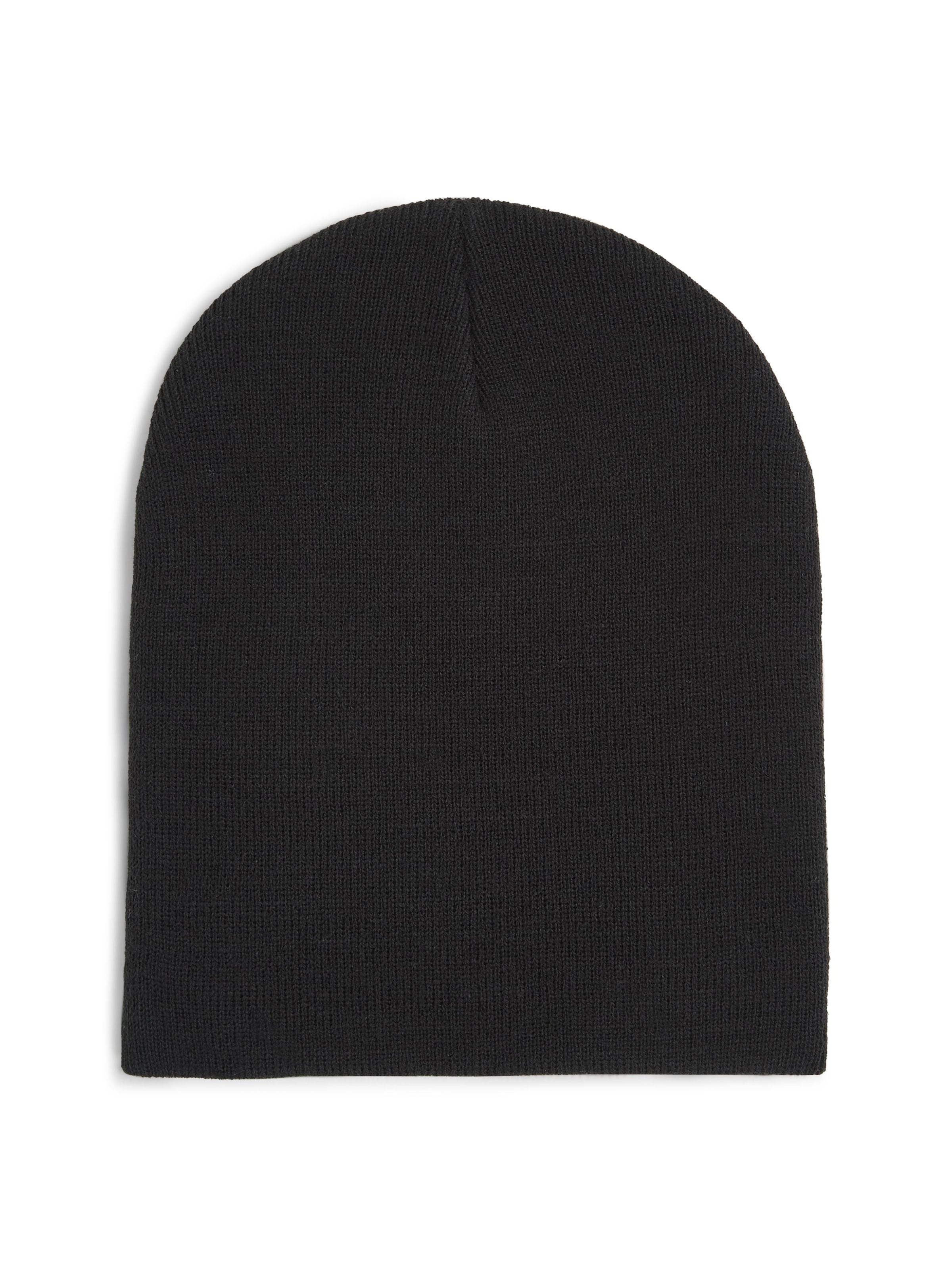 O'NEILL Beanie in Black