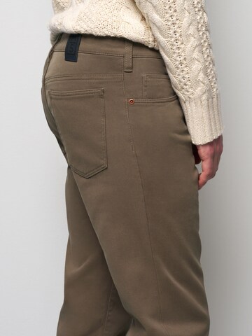 MEYER Regular Jeans in Brown
