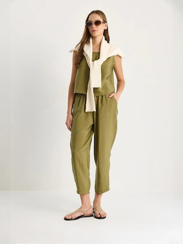 Bianco Lucci Pantsuit in Green
