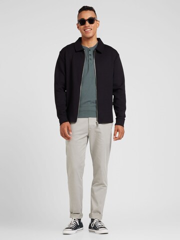 Abercrombie & Fitch - Camiseta en gris