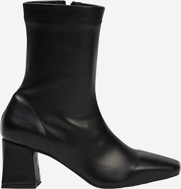 Trendyol Nilkkurit värissä musta: etupuoli