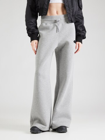 THE NORTH FACE Wide leg Trousers in Grey: front