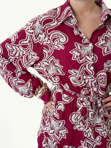 Abito ' Lola ' di TEESHOPPEN in rosso