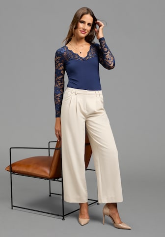 LAURA SCOTT Shirt in Blue