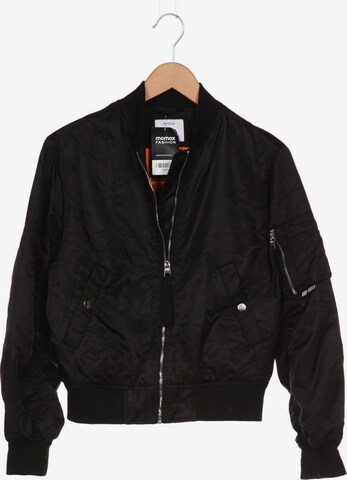 Bershka Jacke XS in Schwarz: predná strana