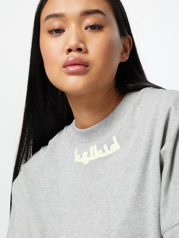 T-Shirt 'Kelkid' ABOUT YOU x Mero en gris