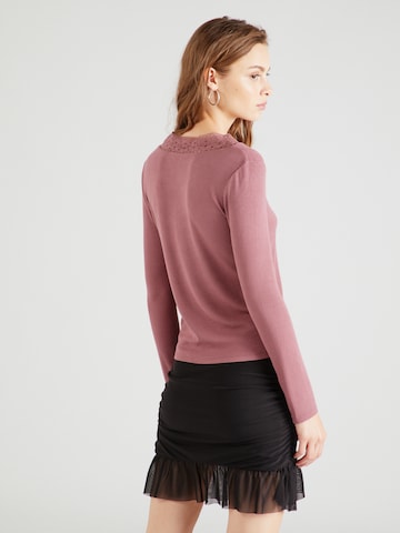 ABOUT YOU Shirt 'Ellen' in Roze