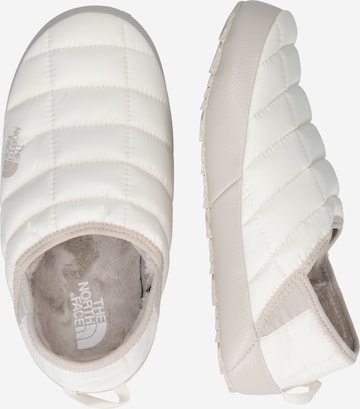 THE NORTH FACE - Sapato baixo 'Thermoball' em branco