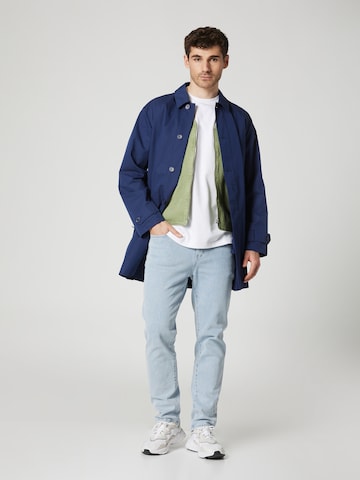 Manteau mi-saison 'Gregor' ABOUT YOU x Kevin Trapp en bleu