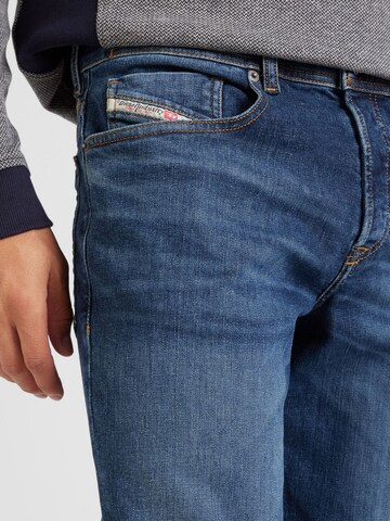 DIESEL regular Jeans 'D-FINITIVE' i blå