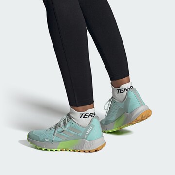 Chaussure de course 'Agravic Flow 2' ADIDAS TERREX en bleu