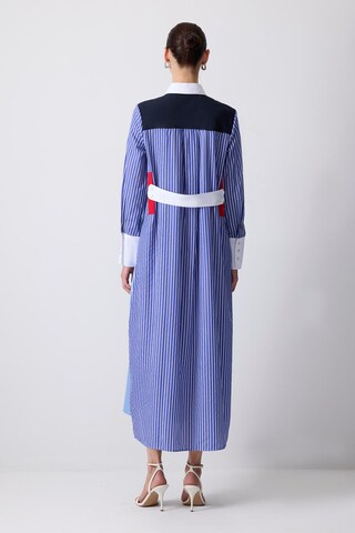 Robe-chemise Touche Prive en bleu